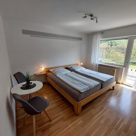 Pension Mosella, Gästezimmer Sankt Aldegund Esterno foto